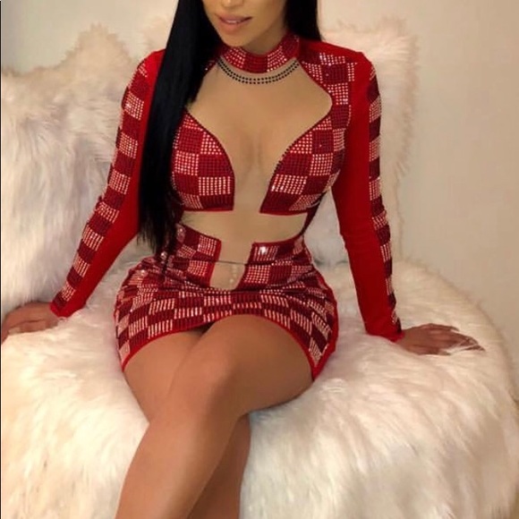 Dresses & Skirts - Body con dress